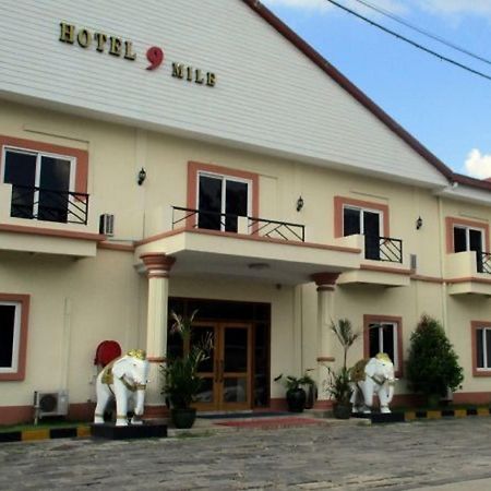 Hotel 9 Mile Yangon Luaran gambar