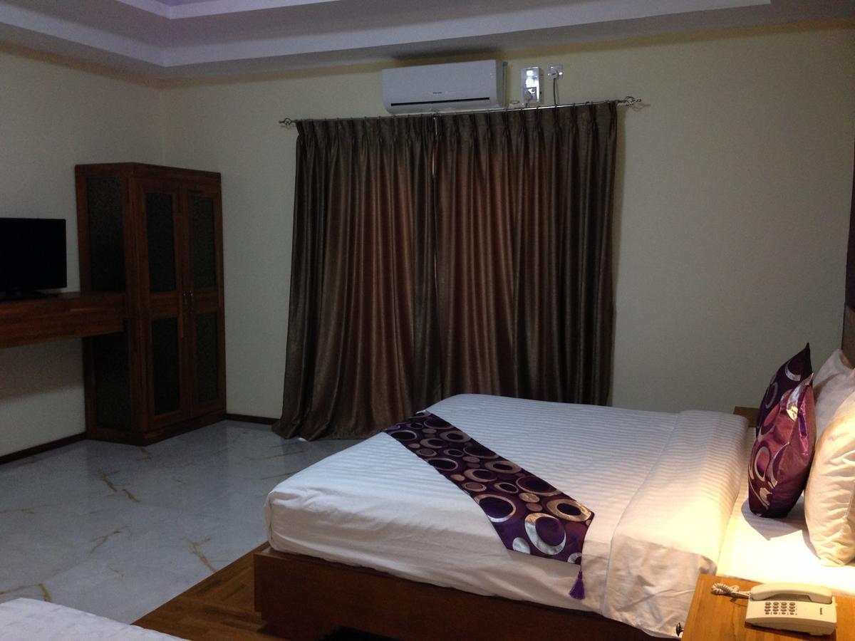 Hotel 9 Mile Yangon Luaran gambar