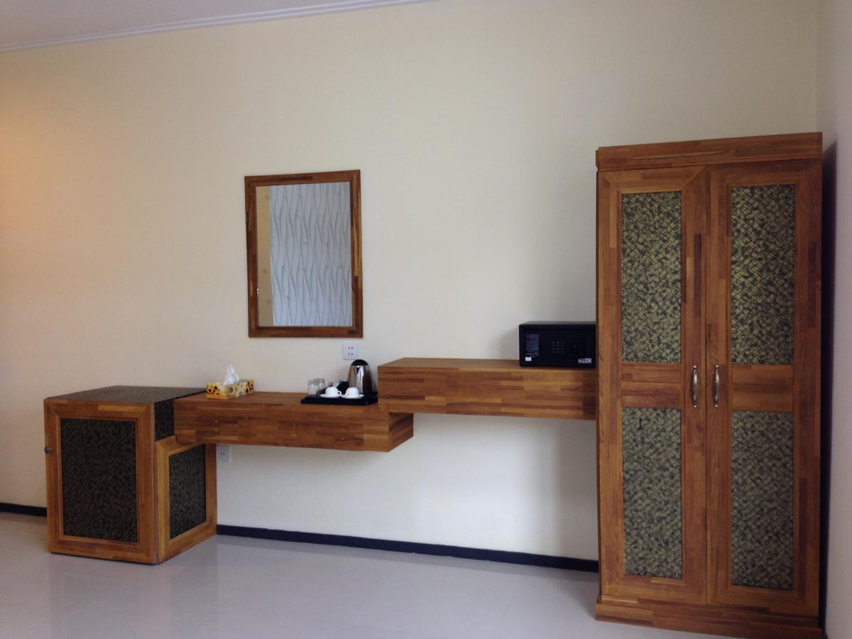 Hotel 9 Mile Yangon Luaran gambar