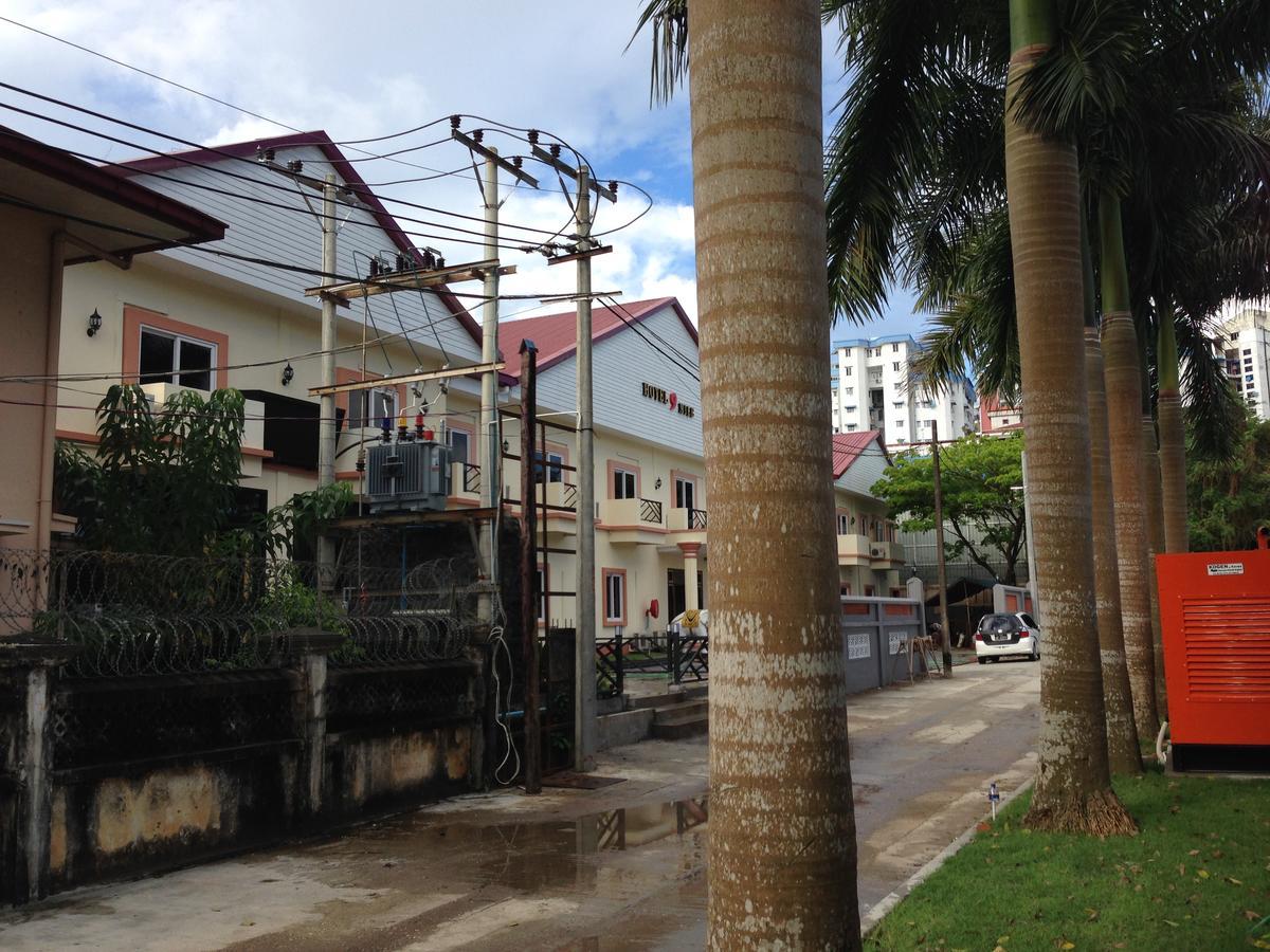 Hotel 9 Mile Yangon Luaran gambar