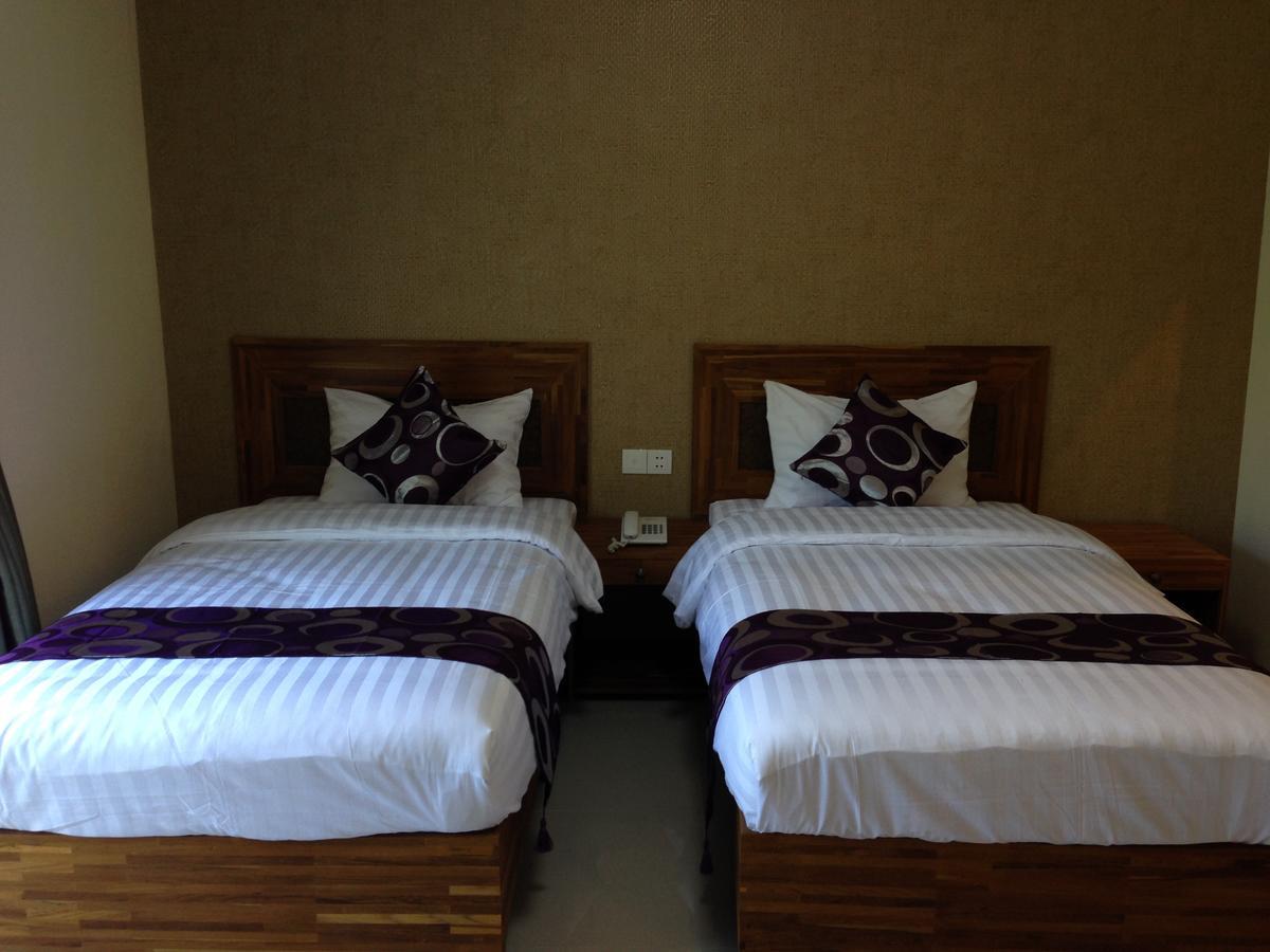 Hotel 9 Mile Yangon Luaran gambar